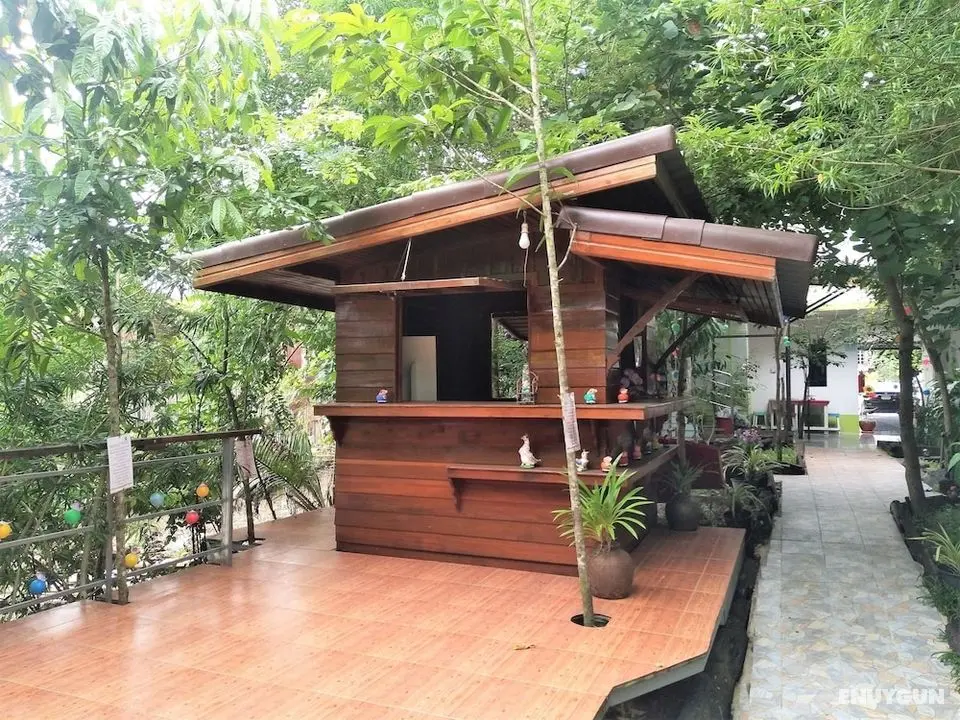 Ausgust Riverside Resort - Dış Mekan