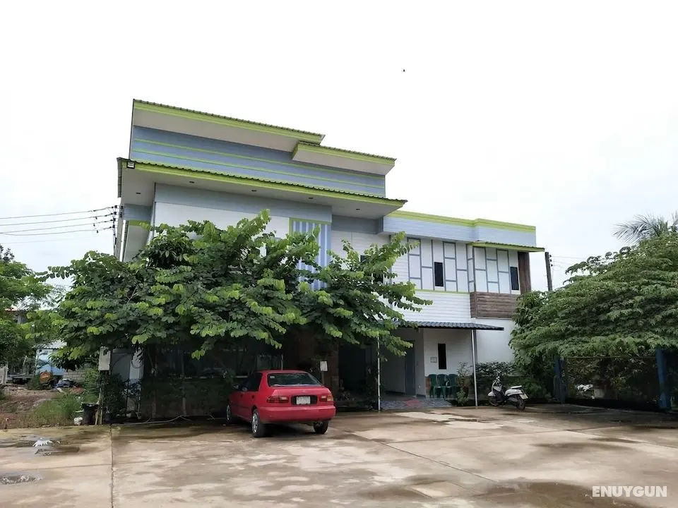 Ausgust Riverside Resort - Öne Çıkan Resim