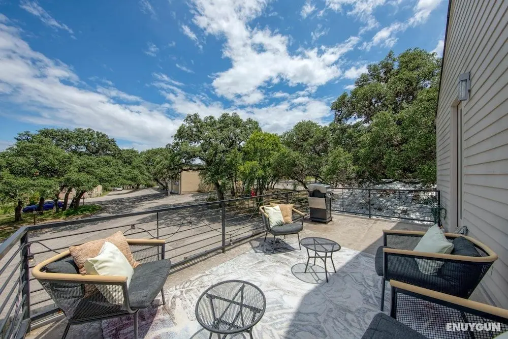 Austin Retreat - Unit B - Oda Düzeni