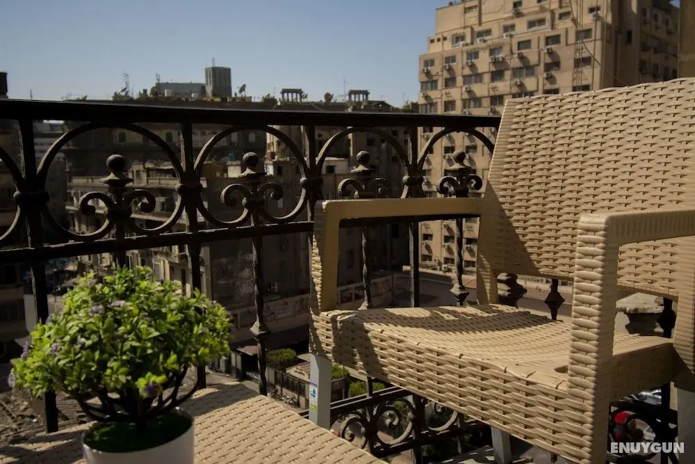 Australian Deluxe Hostel - Oda Manzaraları