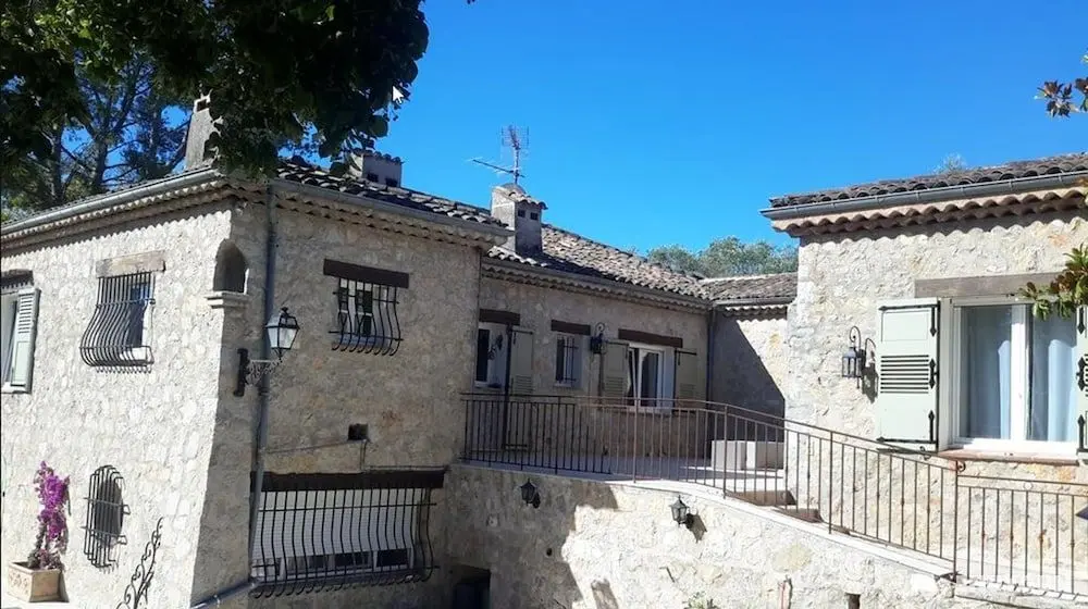 Aux charmes de grasse - Dış Mekan