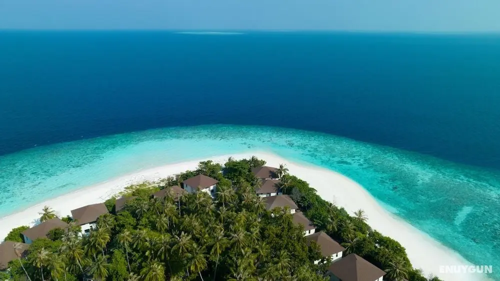Avani+ Fares Maldives Resort - Öne Çıkan Resim