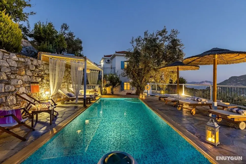 Villa Avaton With Magnificent sea View and Skopelos Town - Öne Çıkan Resim