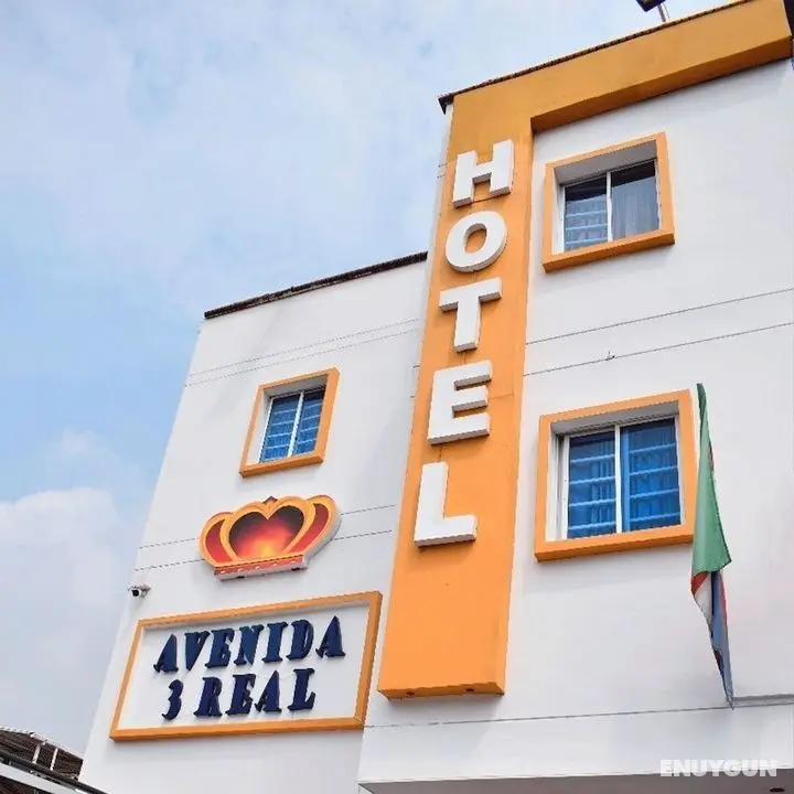 Hotel Avenida 3 Real - Dış Mekan