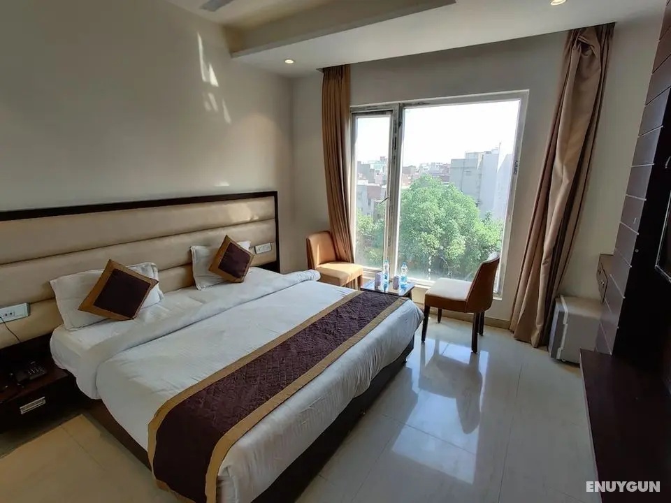 Hotel AVI INN BY JR GROUPS OF HOTELS - Oda