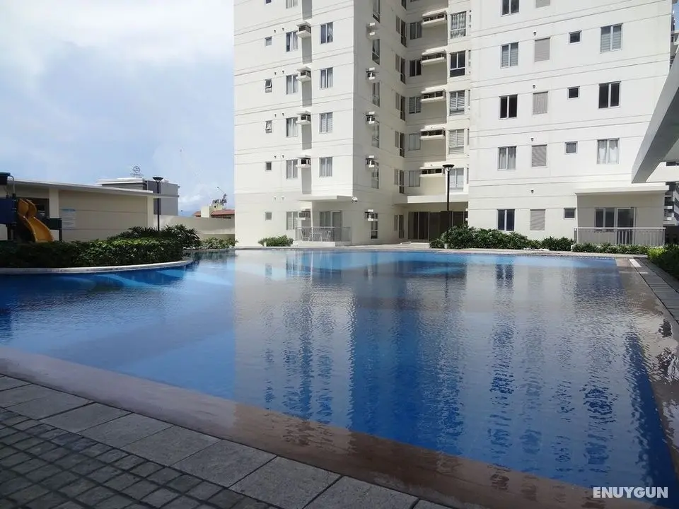 Avida Towers Cebu Tower 1 - Havuz