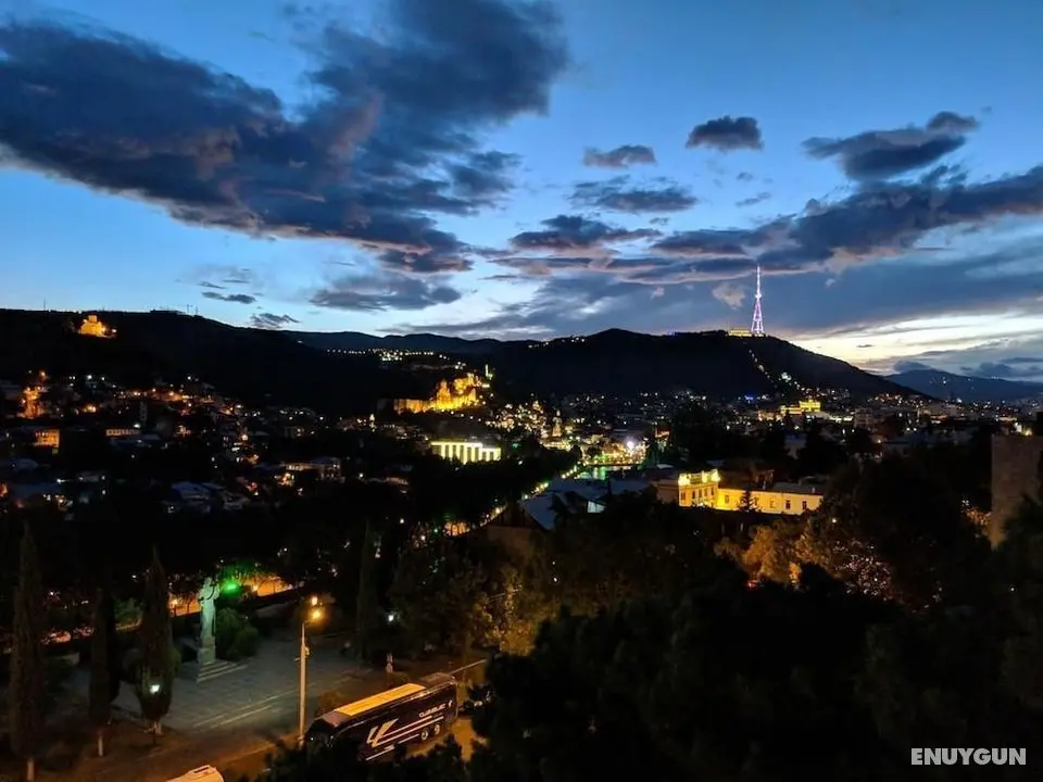 Avlabari Terrace Rooms - Konum Öne Çıkanlar