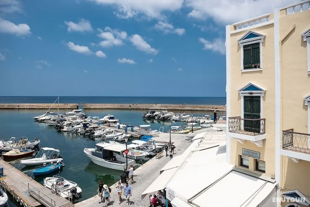 Avra Apartments Venetian Harbour - Konum Öne Çıkanlar