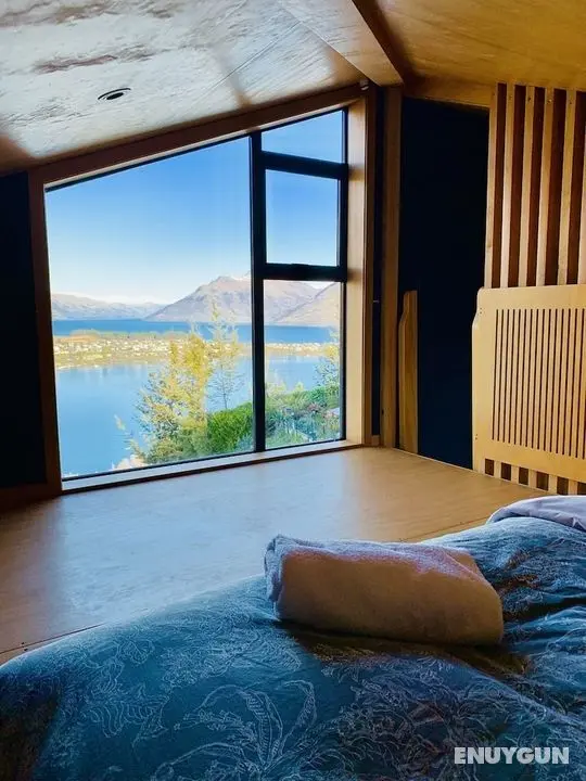 Award Winning Architecturally Designed Pad - Öne Çıkan Resim