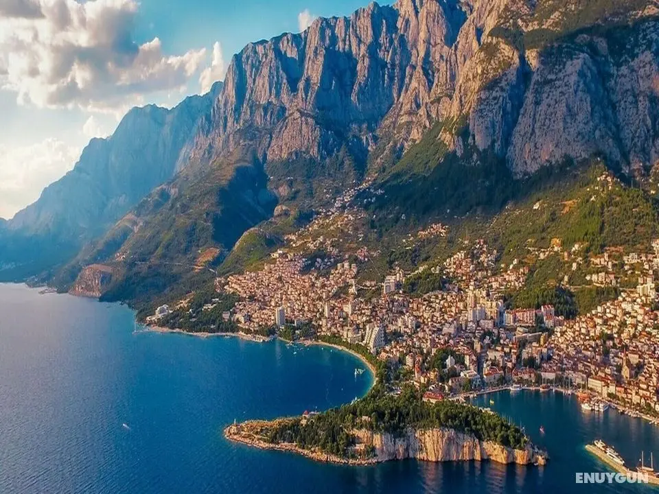 Awsome 2 Bedroom Apartment in Makarska - Dış Mekan