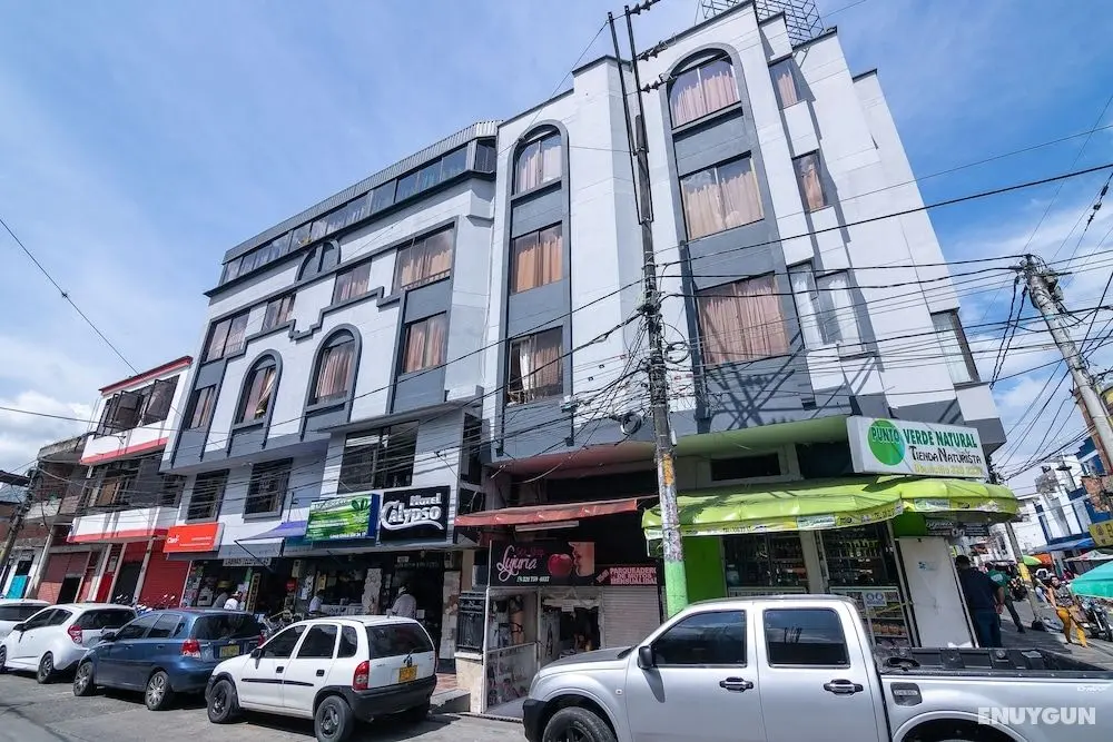 Hotel Ayenda Calypso 1142 - Dış Mekan