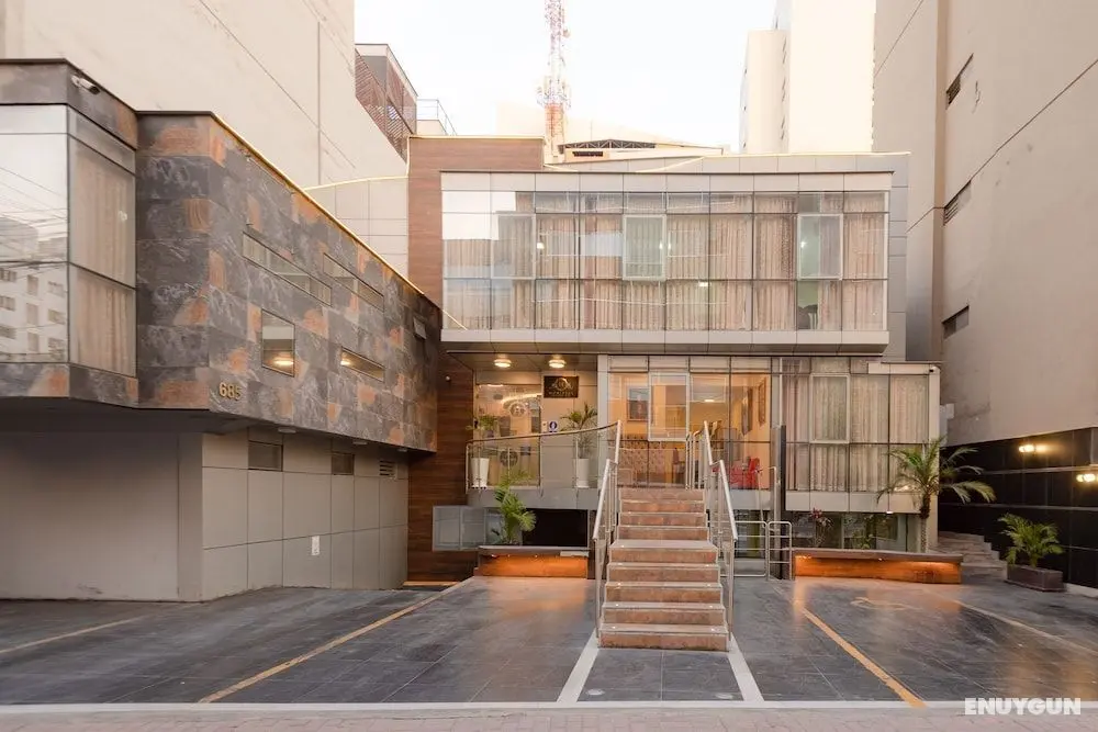 Ayenda Montreal Miraflores - Dış Mekan
