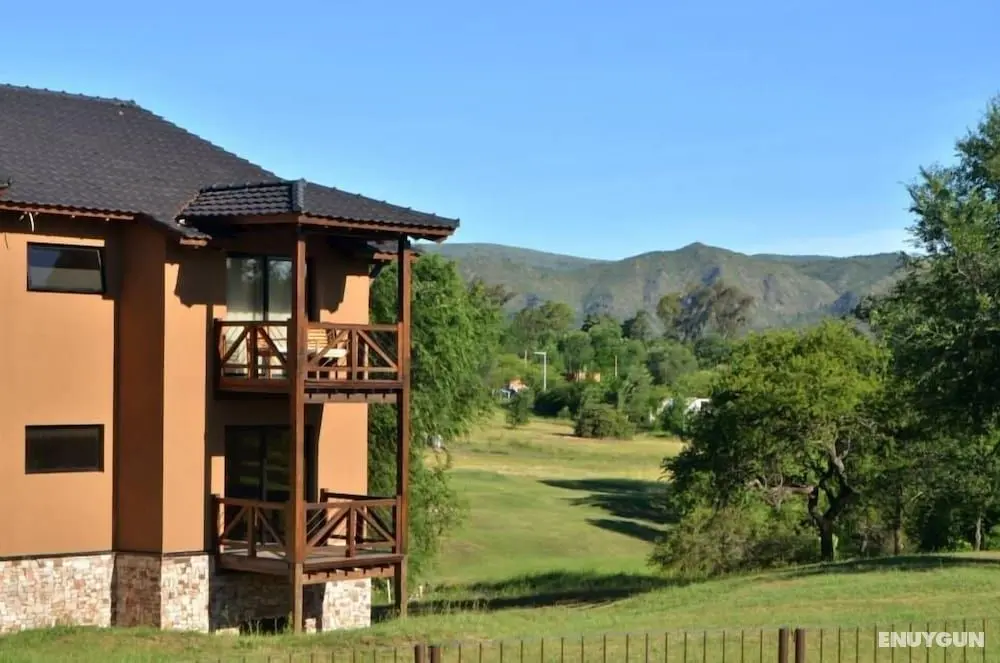 Ayres del Champaqui Suites Golf & Spa - Dış Mekan