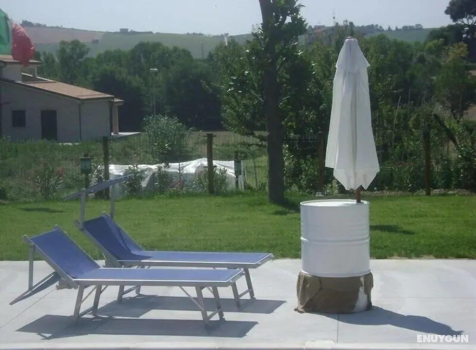 Azienda Agrituristica Cluana - Dış Mekanlar