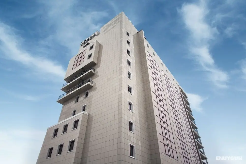 AZIMUT City Hotel Khabarovsk - Dış Mekan