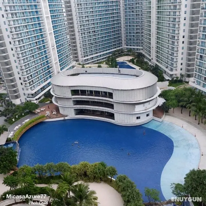 Azure Urban Resort Residences by MicasaAzure77 - Havuz