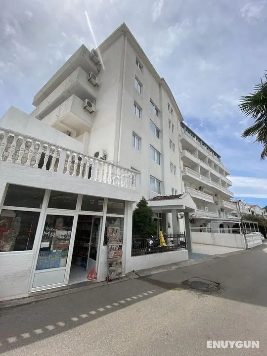 Azzuro Apartments - Öne Çıkan Resim