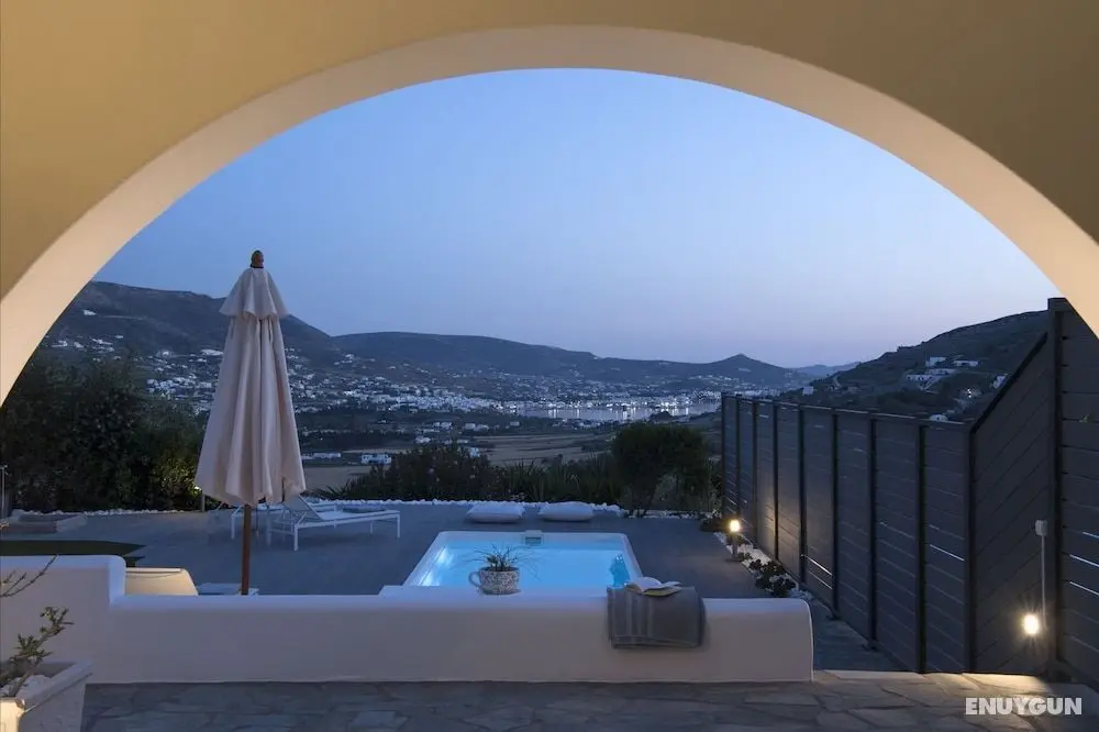 Azzurro Bianco Suites - Oda Düzeni