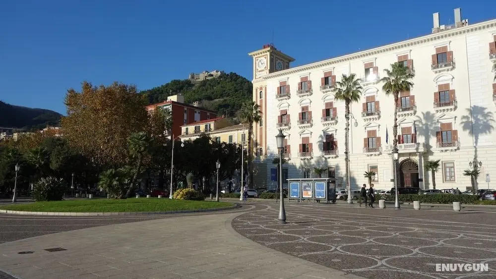 B&B Centrale Salerno - Dış Mekan