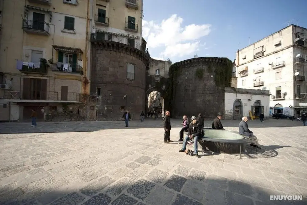 B&B Napoli Central Gate - Dış Mekan