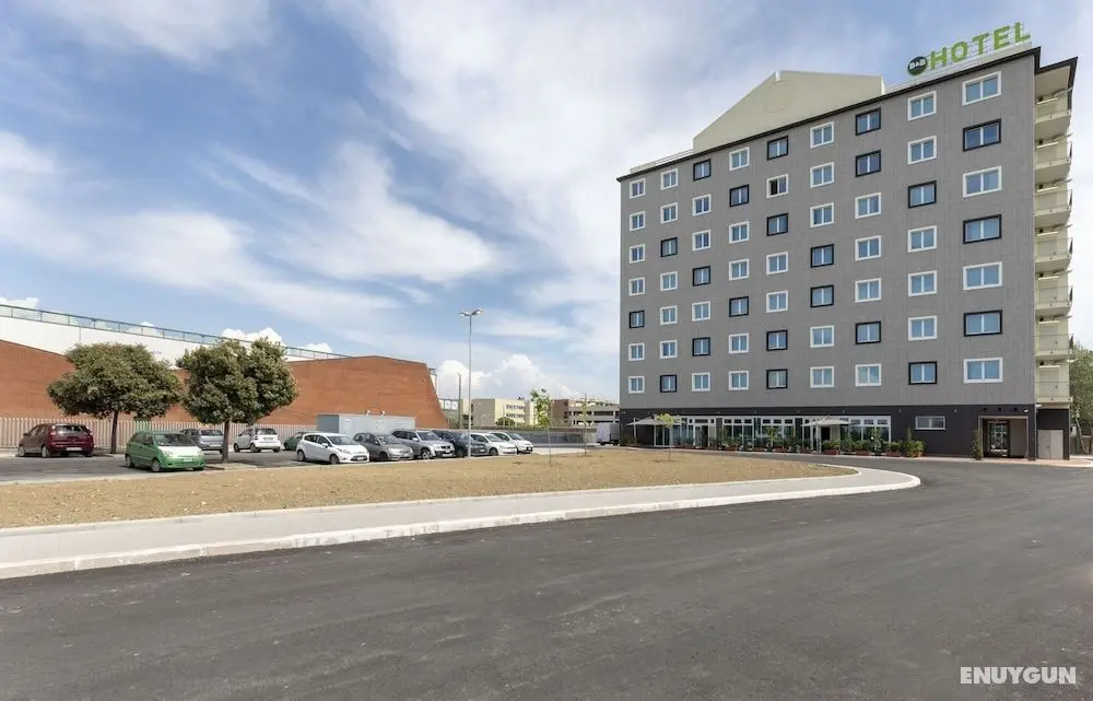 B&B Hotel Roma Fiumicino Aeroporto Fiera 2 - Dış Mekan