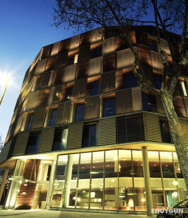 B-Hotel - Genel