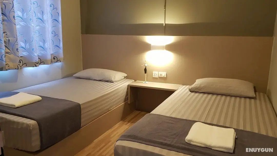 BAAN CHANA SONGKRAM HOSTEL - Öne Çıkan Resim