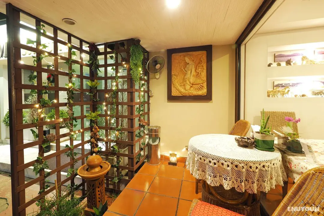 Baan Sukhumvit Soi 20 - Genel