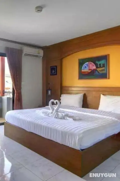 Baantonkhao Kata Beach - Öne Çıkan Resim
