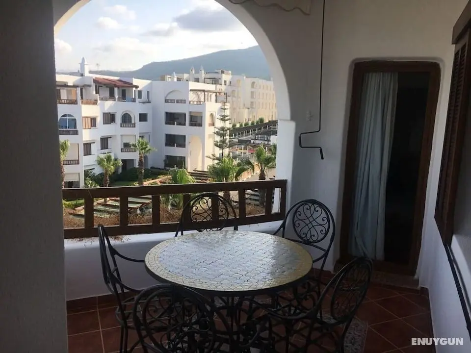 Bab Rouah - Dış Mekanlar