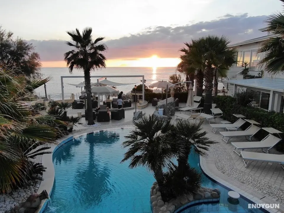 Baia del Godano Resort & Spa - Havuz
