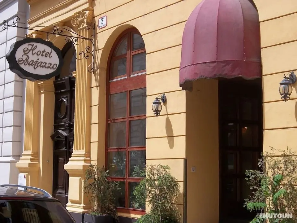 Hotel Bajazzo - Dış Mekan