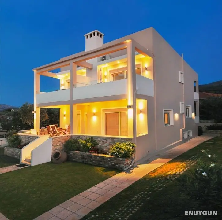 Balconies on Sea - The Garden Apartment - Öne Çıkan Resim