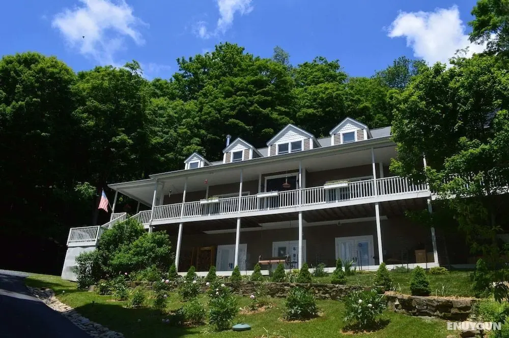 Bald Mountain House Inn at the Wolf Laurel Resort - Öne Çıkan Resim
