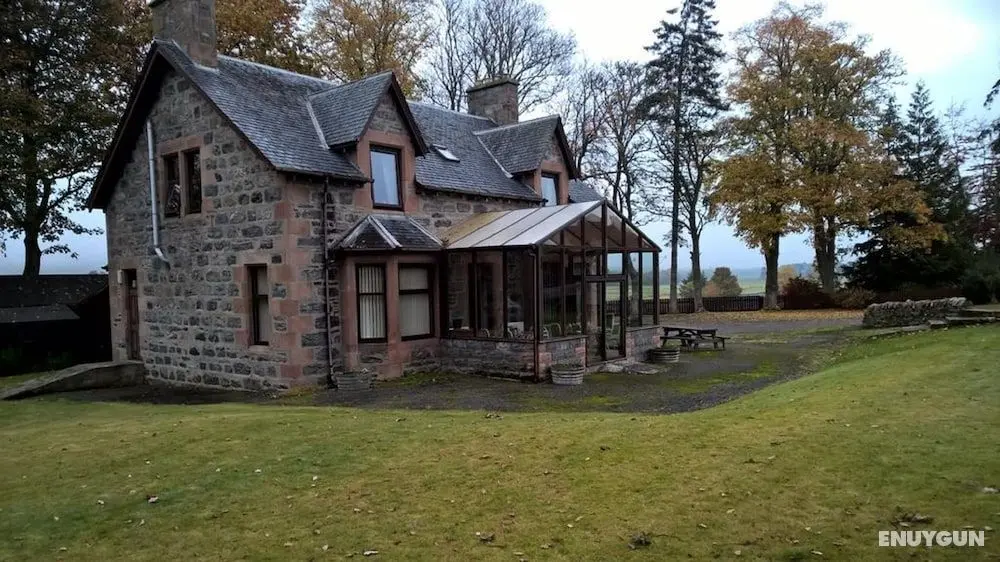 Balloan House - Öne Çıkan Resim
