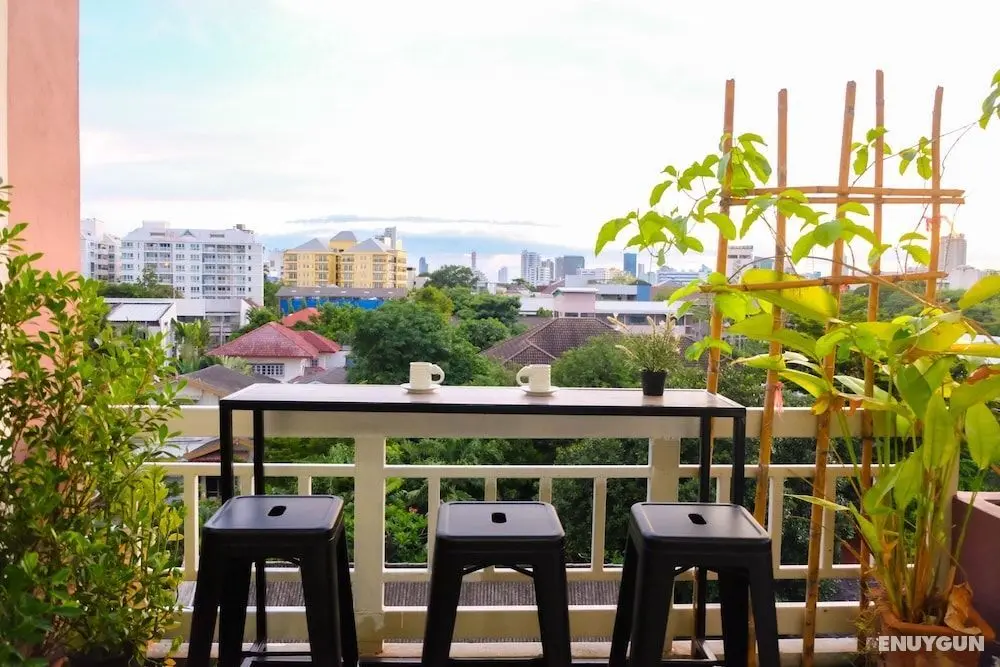 Bangkok Two Bedroom Apartment - Oda Düzeni