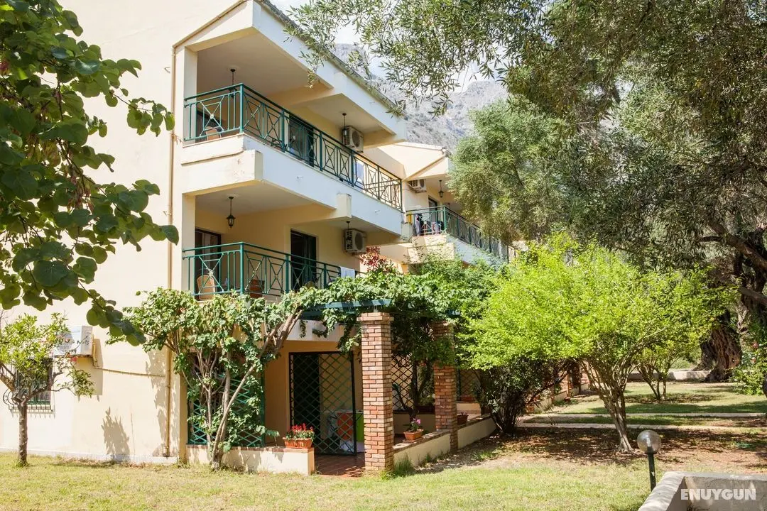 Barbati Beach Apartments - Genel