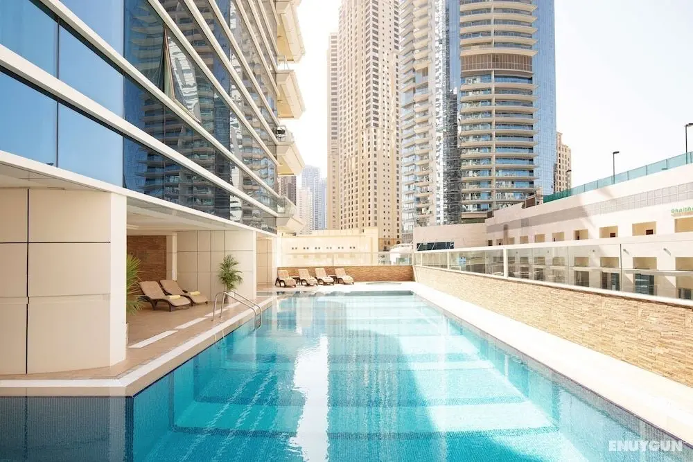 Barcelo Residences Dubai Marina - Havuz