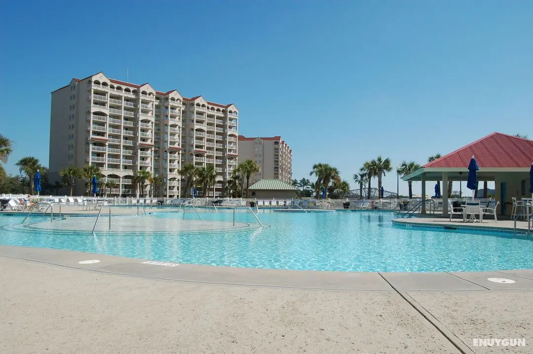 Barefoot Resort & Yacht Club - Genel