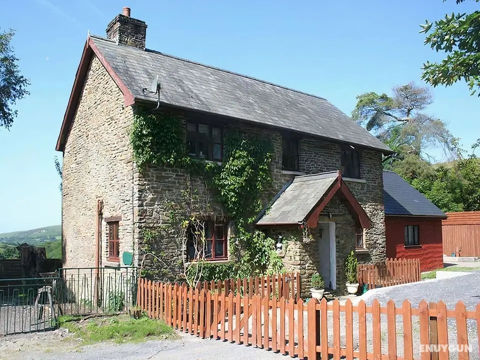 Barn Cottage - Farm Park Stay with Hot Tub, BBQ & Fire Pit - Öne Çıkan Resim