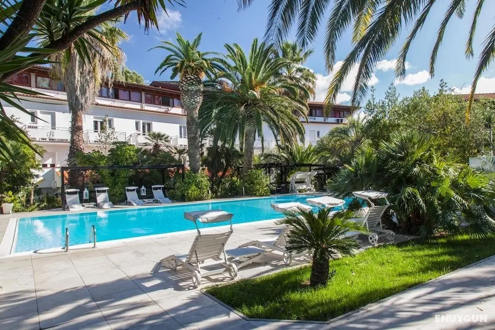 Hotel Barracuda - Öne Çıkan Resim