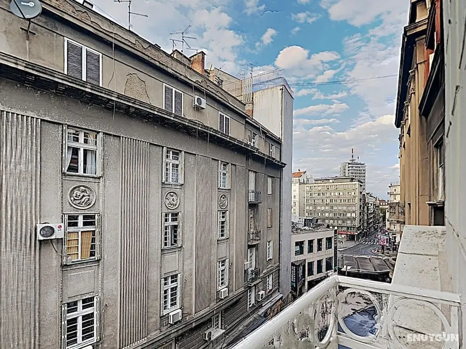 Basco Apartment Terazije Square - Konum Öne Çıkanlar