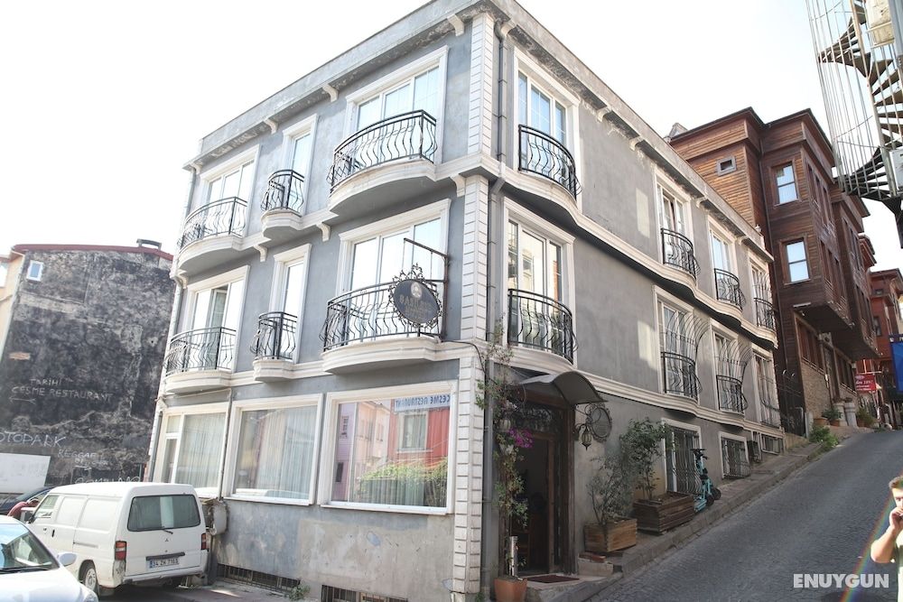 Basileus Hotel