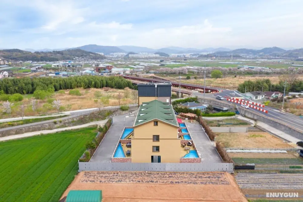 The Bay Hotel & Pool Villa - Dış Mekan