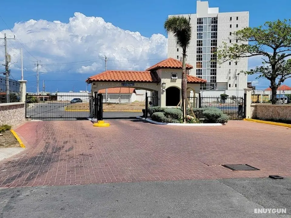 Bayfront Villas and Apt - Öne Çıkan Resim