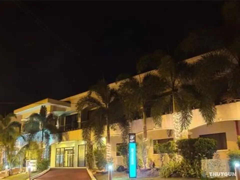Bayfront Hotel Subic - Dış Mekan