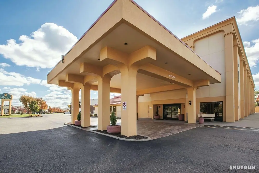 Baymont by Wyndham Canton - Genel