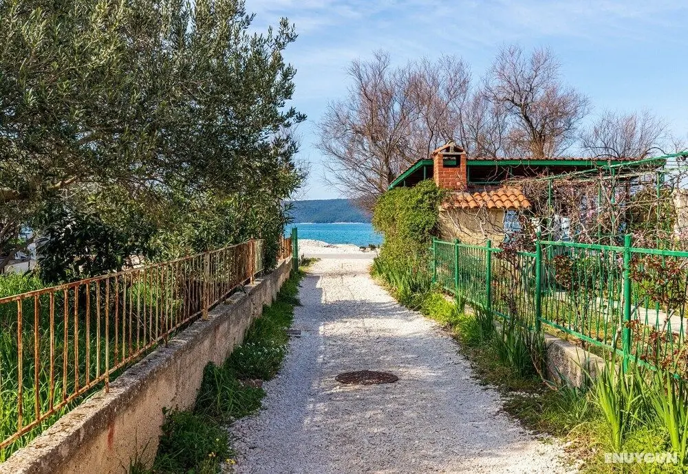 Beach Apartment Alenka Yellow - Dış Mekan