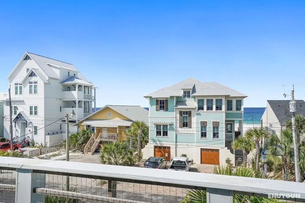 Beach House - 6800 Gulf Drive by PHG - Oda Manzaraları