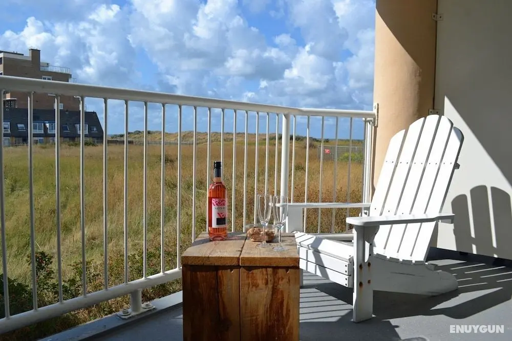 Beach House Sea-Side - Öne Çıkan Resim